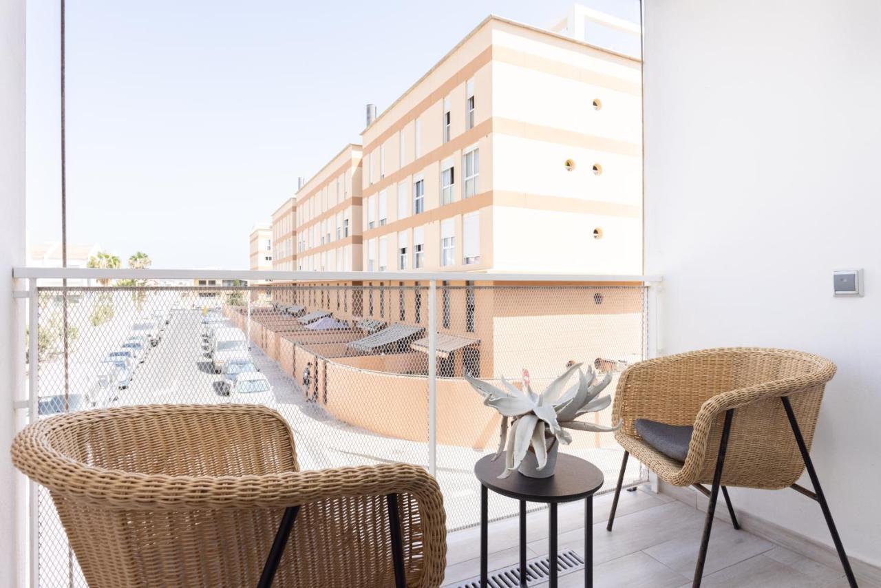 New 140M2 Loft-Style Flat At Town Heart, 3 Beaches Close Casa Leon 厄尔梅达诺 外观 照片